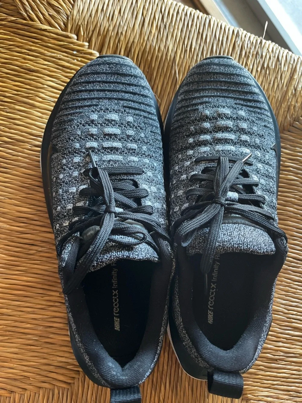 Nike ReactX Infinity Run 4 Oreo Black White Running Shoes Size 8 ladies - Picture 7 of 12